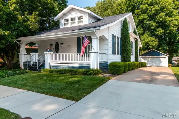 1714 Sibley Street, St Charles, MO 63301