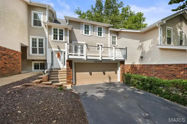 1005 Nobleman Drive, Creve Coeur, MO 63146