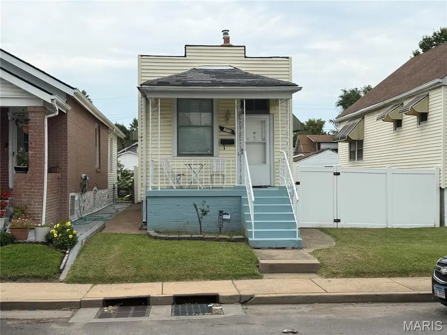 4333 Delor Street, Saint Louis, MO 63116 - #2