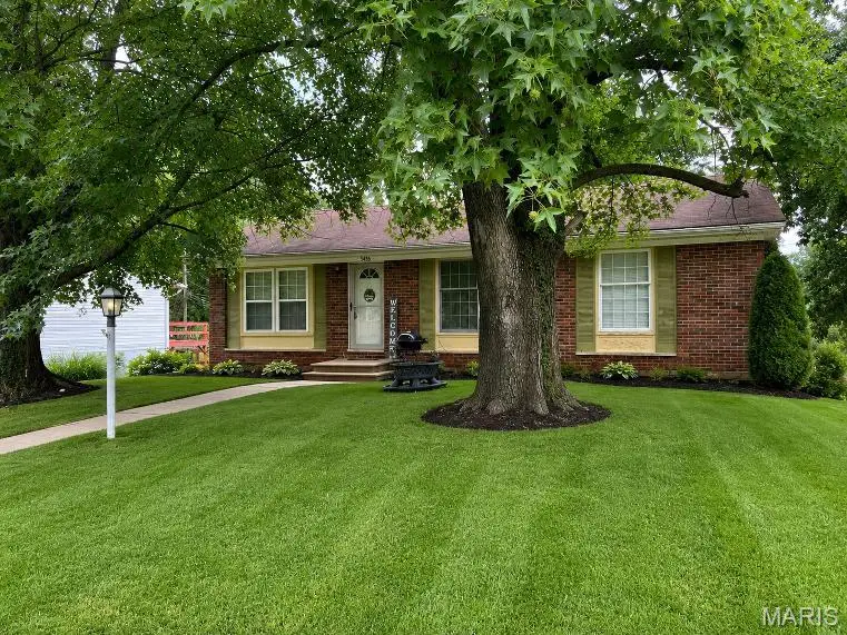 5905 Dogwood Lane, Godfrey, IL 62035 - #1