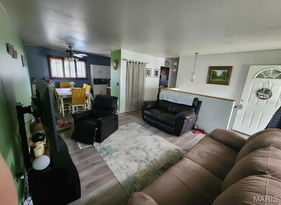 5905 Dogwood Lane, Godfrey, IL 62035 - #2
