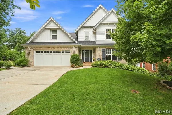1455 Forest View Drive, Warson Woods, MO 63122