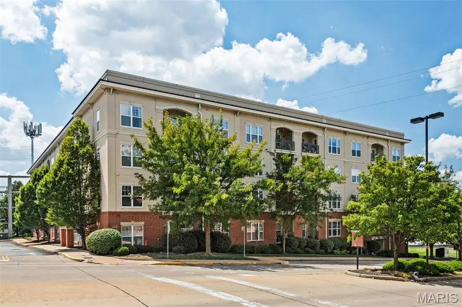 1270 Strassner Drive #3414, Saint Louis, MO 63144 - #2