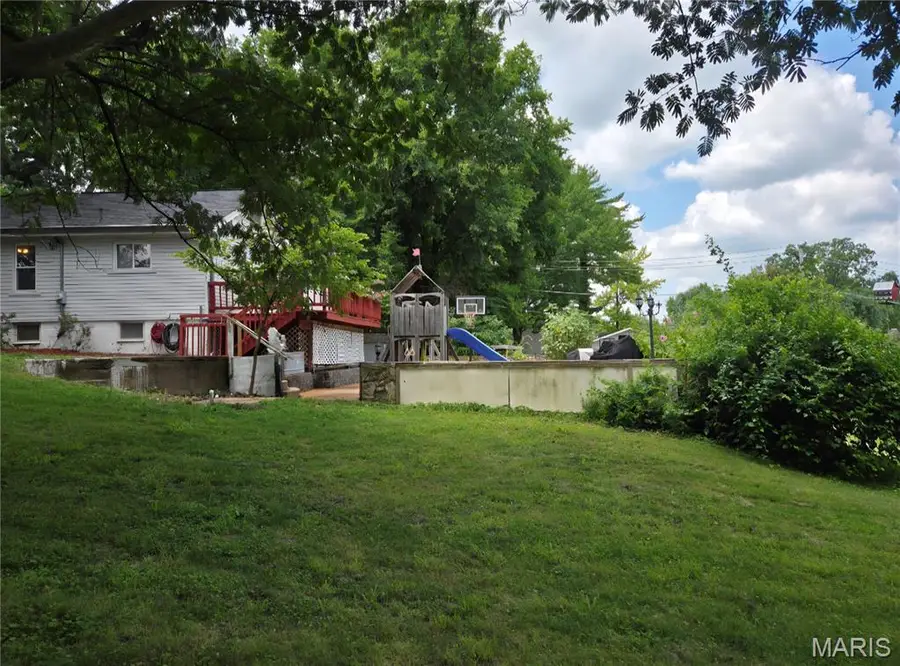 4217 Robert Koch Hospital Road, Saint Louis, MO 63129 - #2