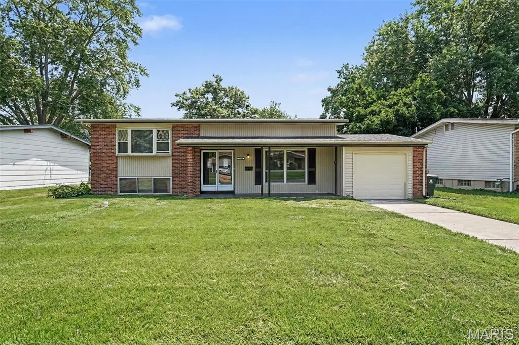 1530 Loveland Drive, Florissant, MO 63031 - #1
