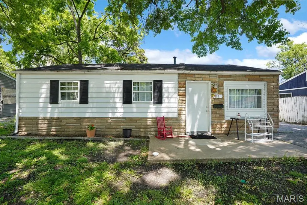 11 Saint Lambert Drive, Cahokia, IL 62206 - #1