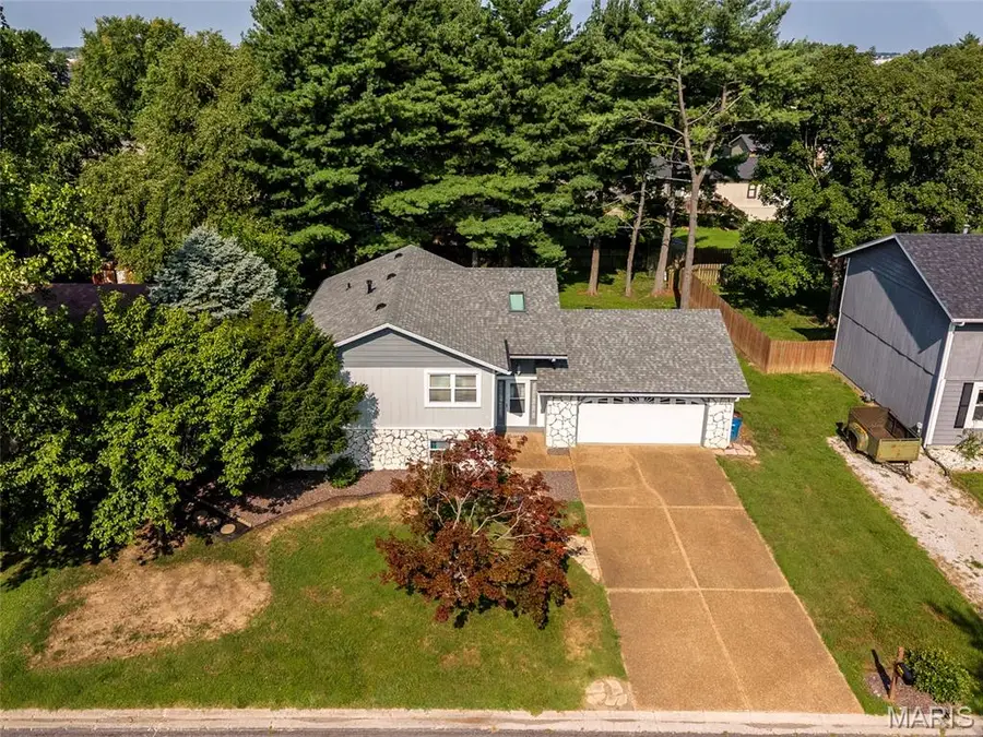 404 Lindenwood Drive, Troy, IL 62294 - #2