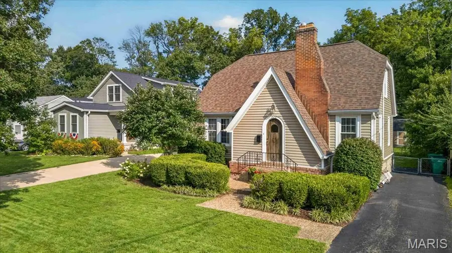 222 Central Avenue, Webster Groves, MO 63119 - #2