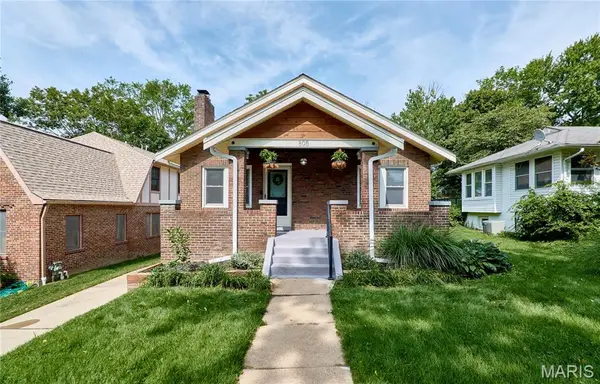 805 Leonard Drive, Rock Hill, MO 63119