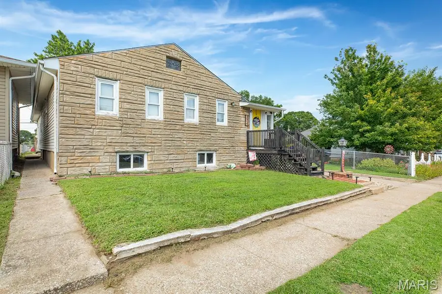 324 Rohm Place, Roxana, IL 62084 - #3