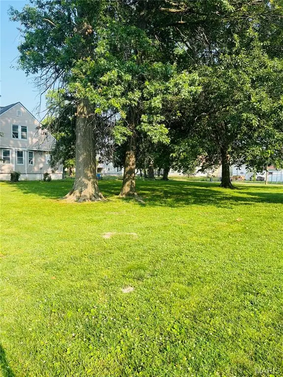 623 and 627 Vest Avenue, Valley Park, MO 63088 - #3