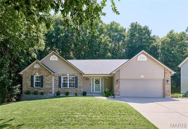 2062 Great Oaks Valley Drive, Wentzville, MO 63385