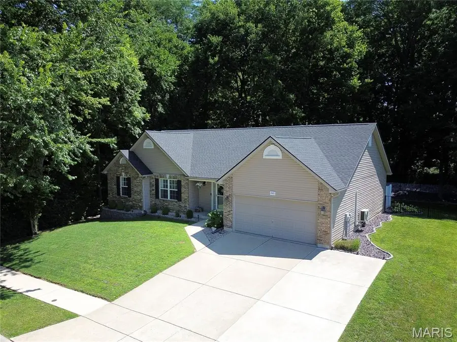 2062 Great Oaks Valley Drive, Wentzville, MO 63385 - #2