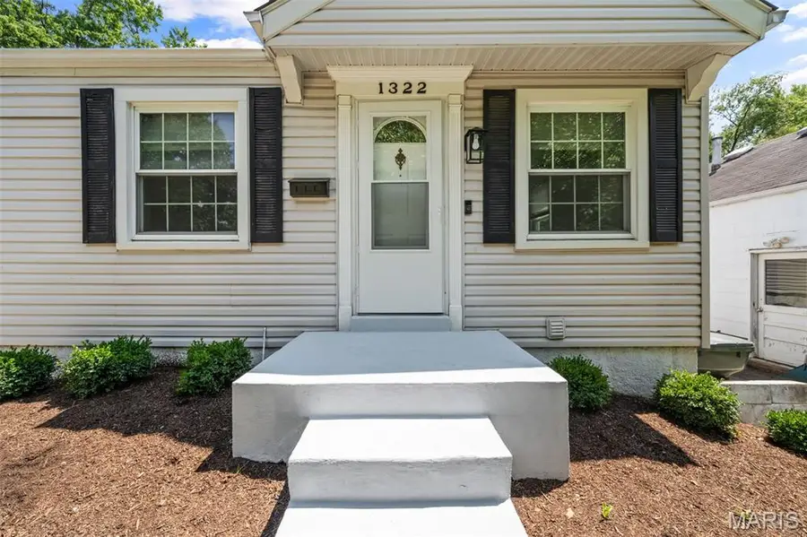 1322 Fairmount Court, Saint Louis, MO 63139 - #2