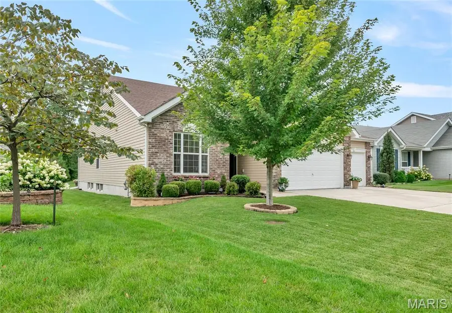 492 Pleasant Breeze Drive, Wentzville, MO 63385 - #2
