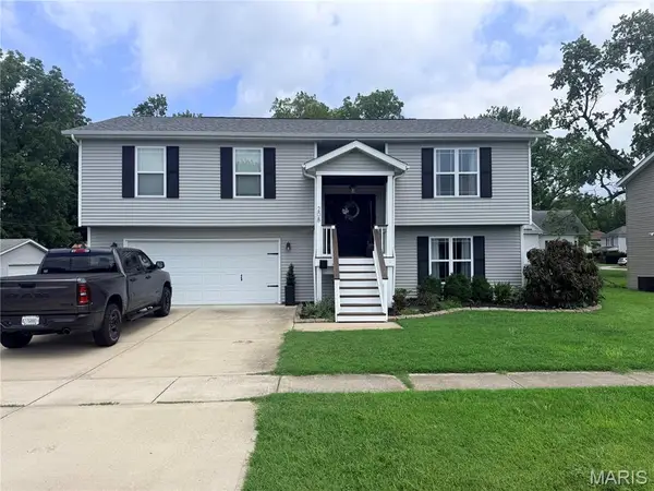 208 Fairview Avenue, Collinsville, IL 62234