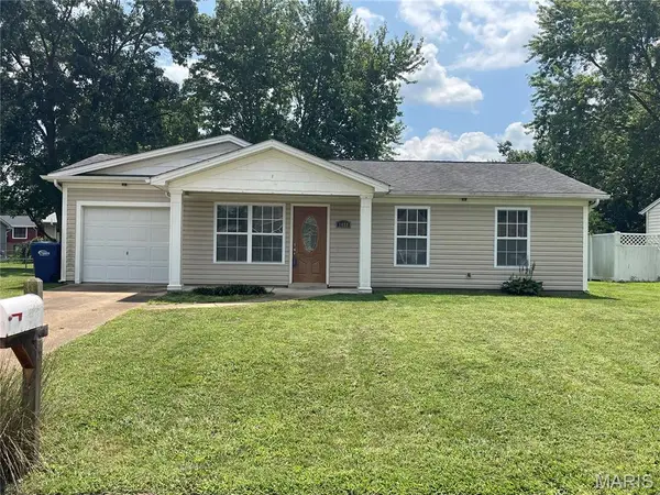 1402 Cypress Drive, Pacific, MO 63069