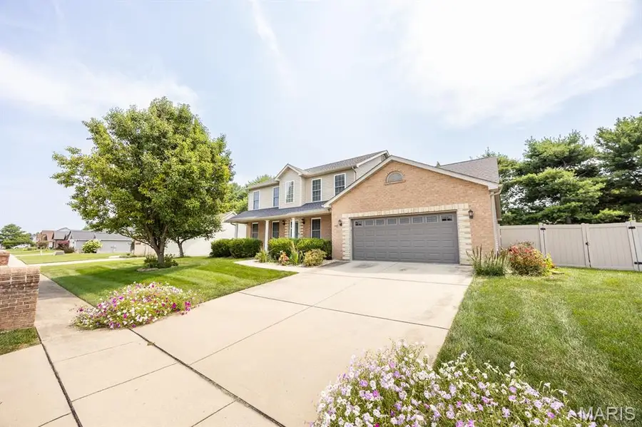 707 Wheatfield Road, O Fallon, IL 62269 - #2