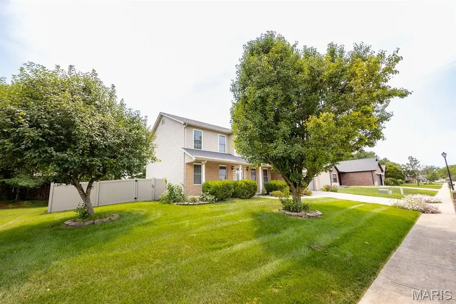 707 Wheatfield Road, O Fallon, IL 62269 - #3