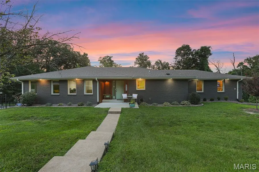 1863 Highway 100, Pacific, MO 63069 - #2