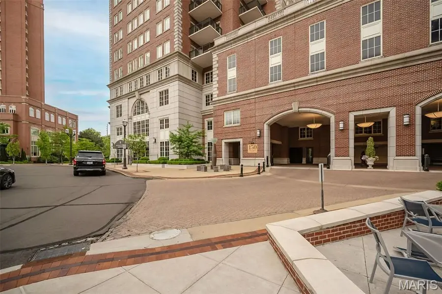 150 Carondelet Plaza #204, Clayton, MO 63105 - #3