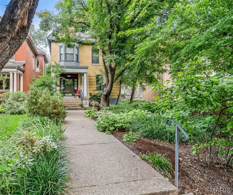4421 Laclede Ave., Saint Louis, MO 63108 - #1