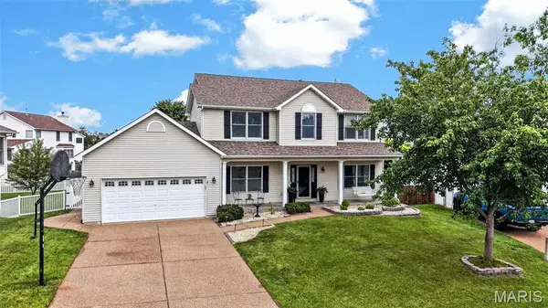 34 Country Crossing Estates Drive, St Peters, MO 63376