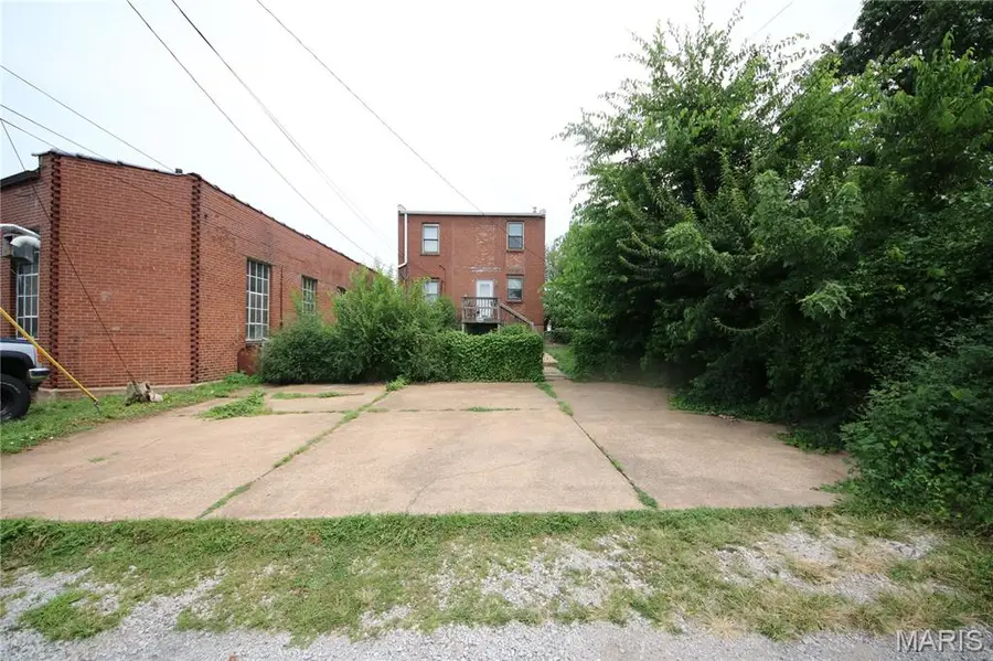 5912 Arsenal Street, Saint Louis, MO 63139 - #3