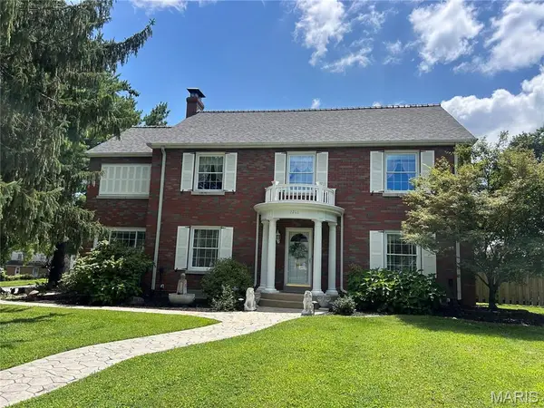 1201 Mckinley Boulevard, Alton, IL 62002