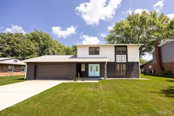 200 Debra Drive, Fairview Heights, IL 62208