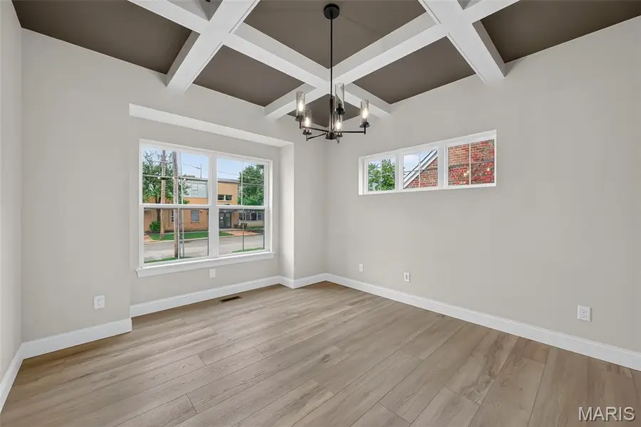8741 Magdalen Avenue, Saint Louis, MO 63144 - #3