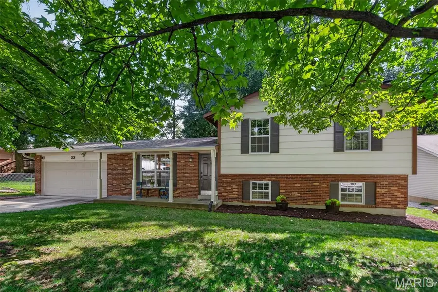 23 Crescent Woods Drive, Saint Peters, MO 63376 - #3