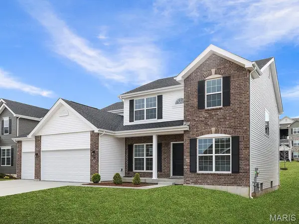 24 Bluestem Court, Lake St Louis, MO 63367