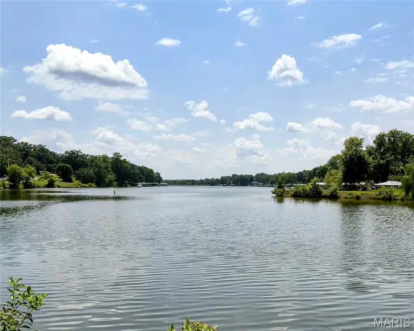 601 Briarwood Drive, St Clair, MO 63077