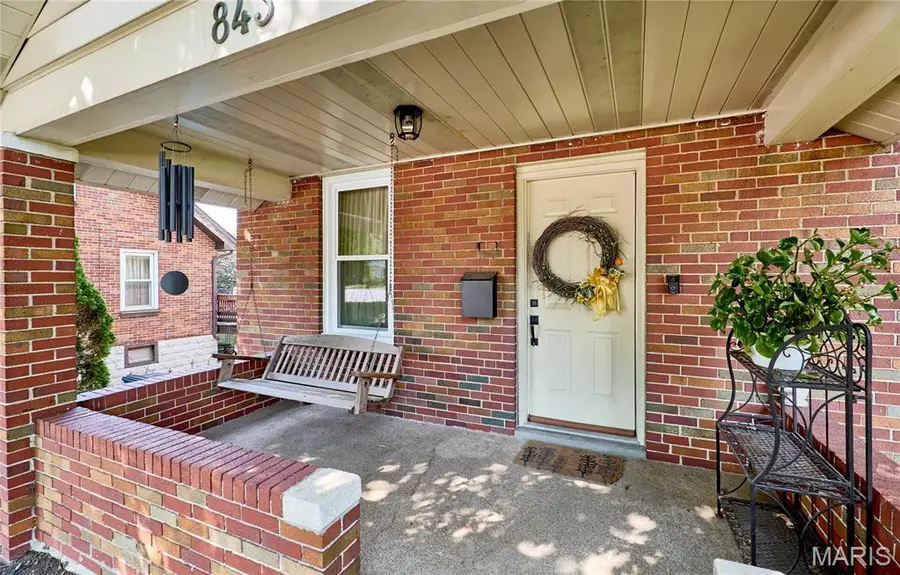 843 N Florissant Road, Saint Louis, MO 63135 - #2