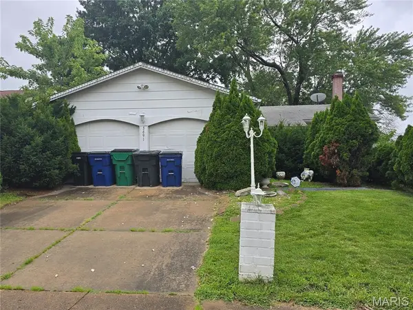 3691 Heather Trails Drive, Florissant, MO 63031