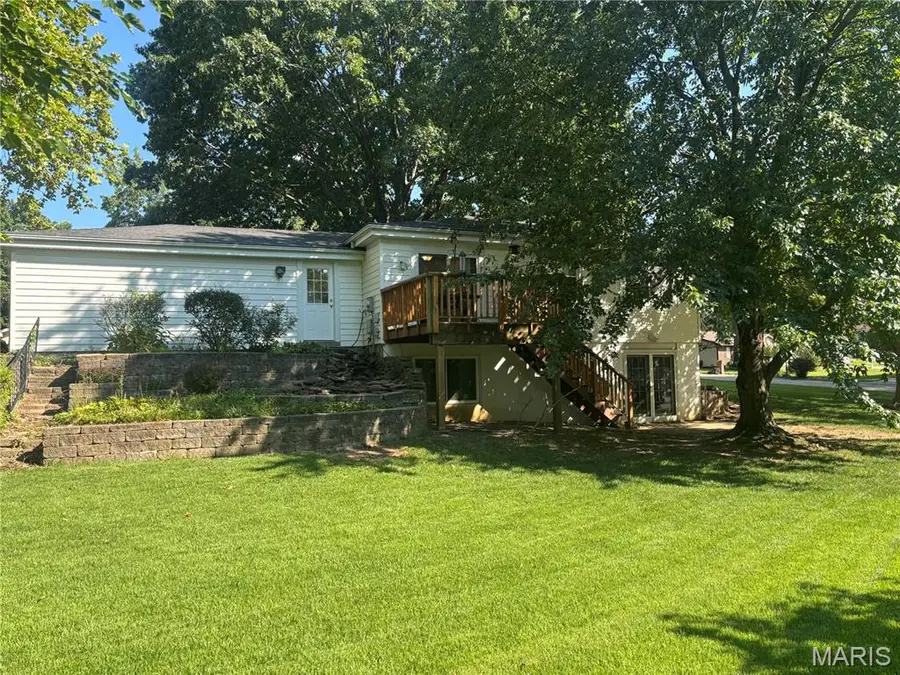 1319 Brandywine Lane, Saint Peters, MO 63376 - #2