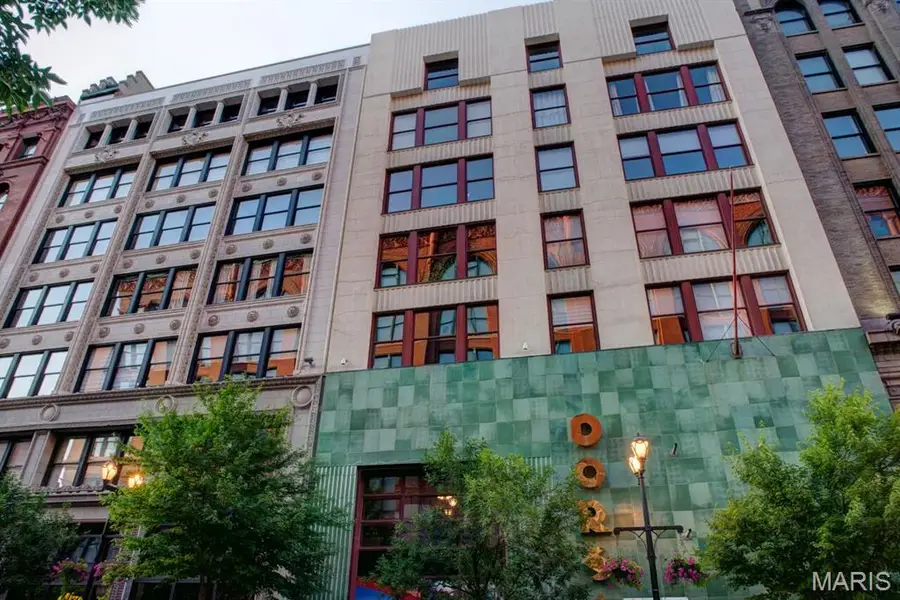 1015 Washington Avenue #404, Saint Louis, MO 63101 - #3
