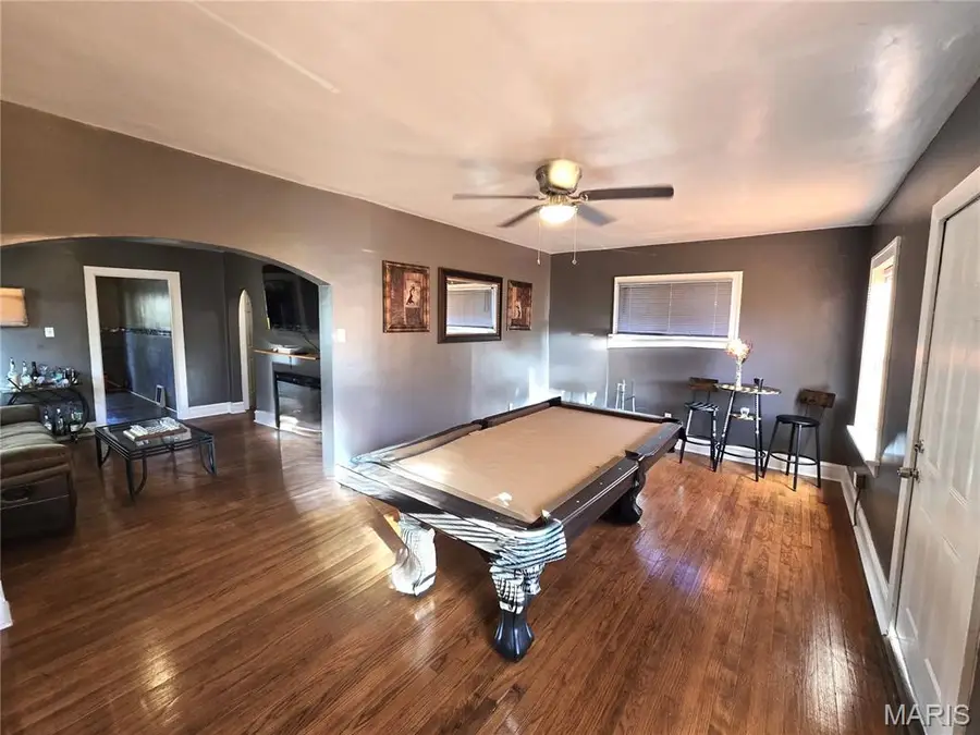 4649 Lee Avenue, Saint Louis, MO 63115 - #2