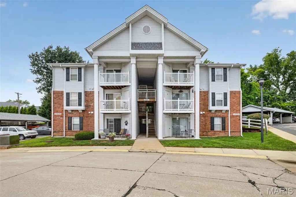 4317 Arrow Tree Drive #E, Tesson Ferry, MO 63128 - #1