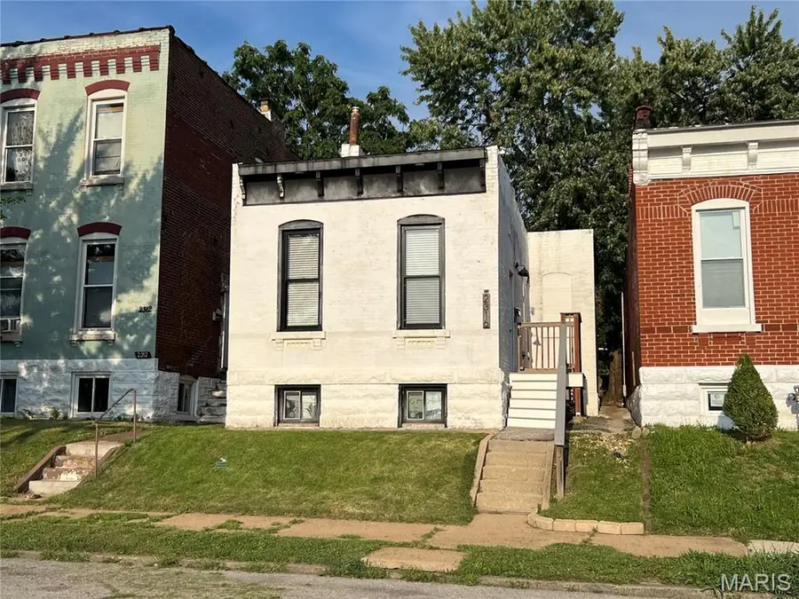 2316 Texas Avenue, Saint Louis, MO 63104 - #3