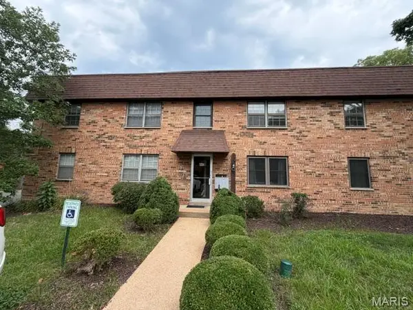 443 S Clay Avenue #C, Kirkwood, MO 63122
