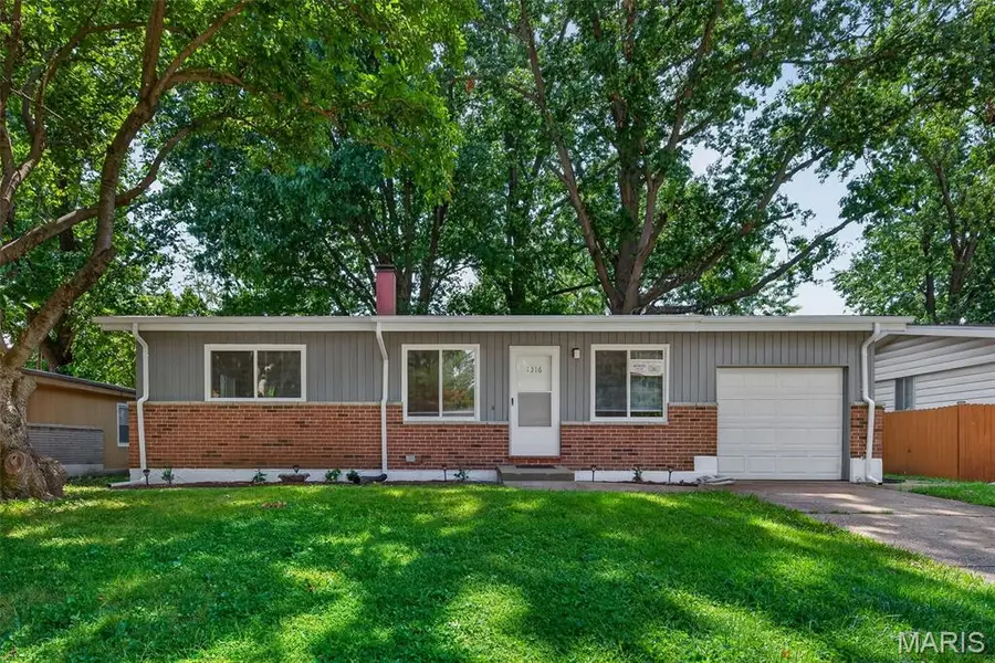 1316 Bayonne Drive, Spanish Lake, MO 63138 - #2