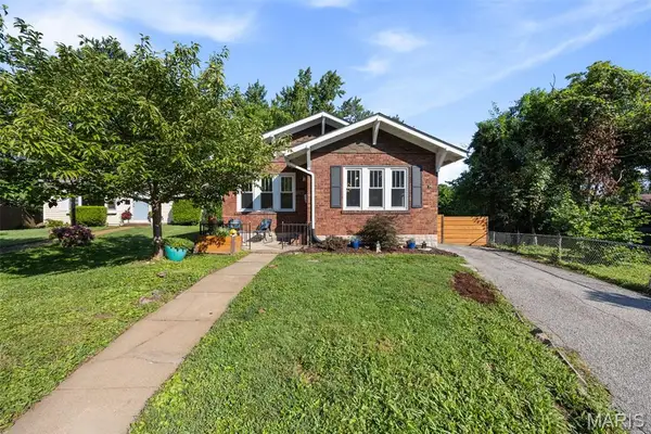423 Heman Drive, Kirkwood, MO 63122