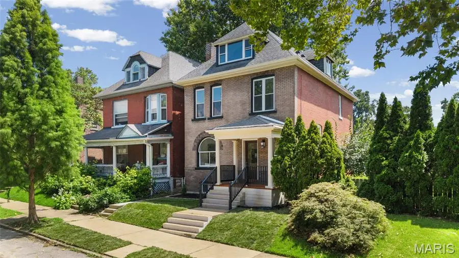 3950 Shenandoah Avenue, Saint Louis, MO 63110 - #3