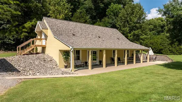 28 Bluff Road, Chaffee, MO 63740