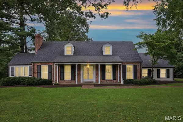 201 Graybridge Road, Ladue, MO 63124