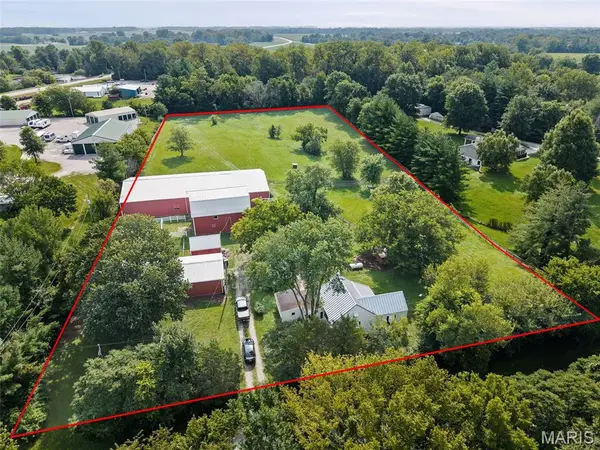 5842 Saxtown Road, Millstadt, IL 62260
