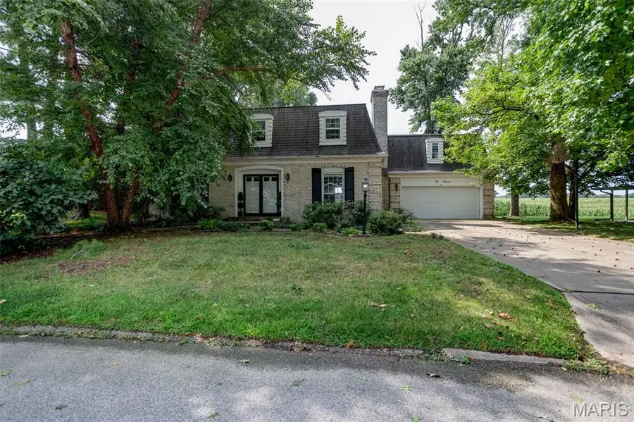 1011 Richard Drive, Godfrey, IL 62035 - #2