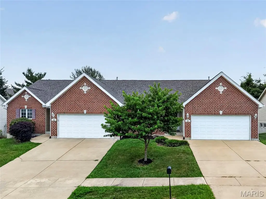 384-386 Shadow Pines Drive, Wentzville, MO 63385 - #1
